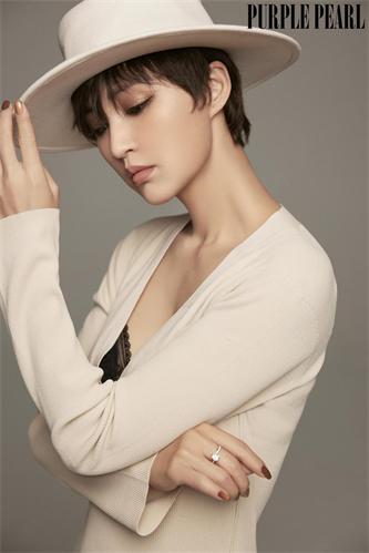 张歆艺新写真秀曼妙身姿 网友惊呼"逆生长"-明星-中国文旅网-专业文旅