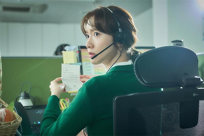 林允儿电影《A YEAR-END MEDLEY》剧照 01.jpg