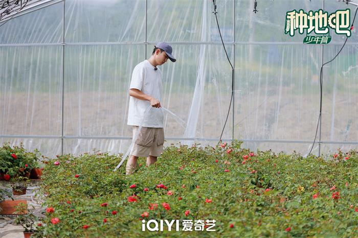 1687746980456166.jpg 赵小童.jpg