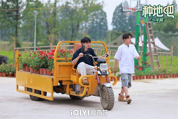 1688010562178119.jpg 何浩楠王一珩.jpg