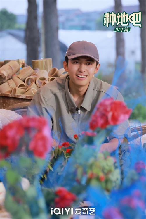 1688010550521873.jpg 赵小童.jpg