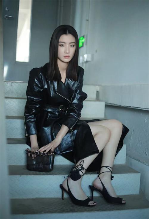 1739253778165014.jpg 高睿菲儿致1999年的自己4(1).jpg